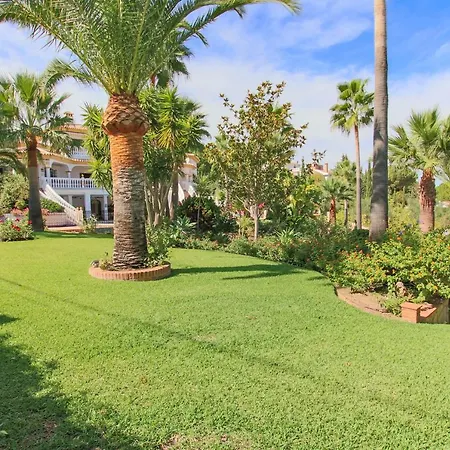 Villa Tess El Oasis *