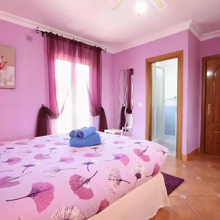 Tess El Oasis Villa *
