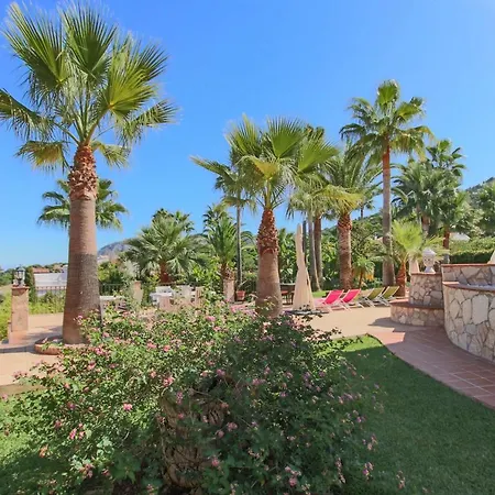 Tess El Oasis Alhaurin de la Torre